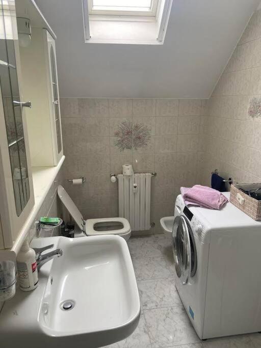 La Casa Di Giada Appartement Peschiera Borromeo Buitenkant foto