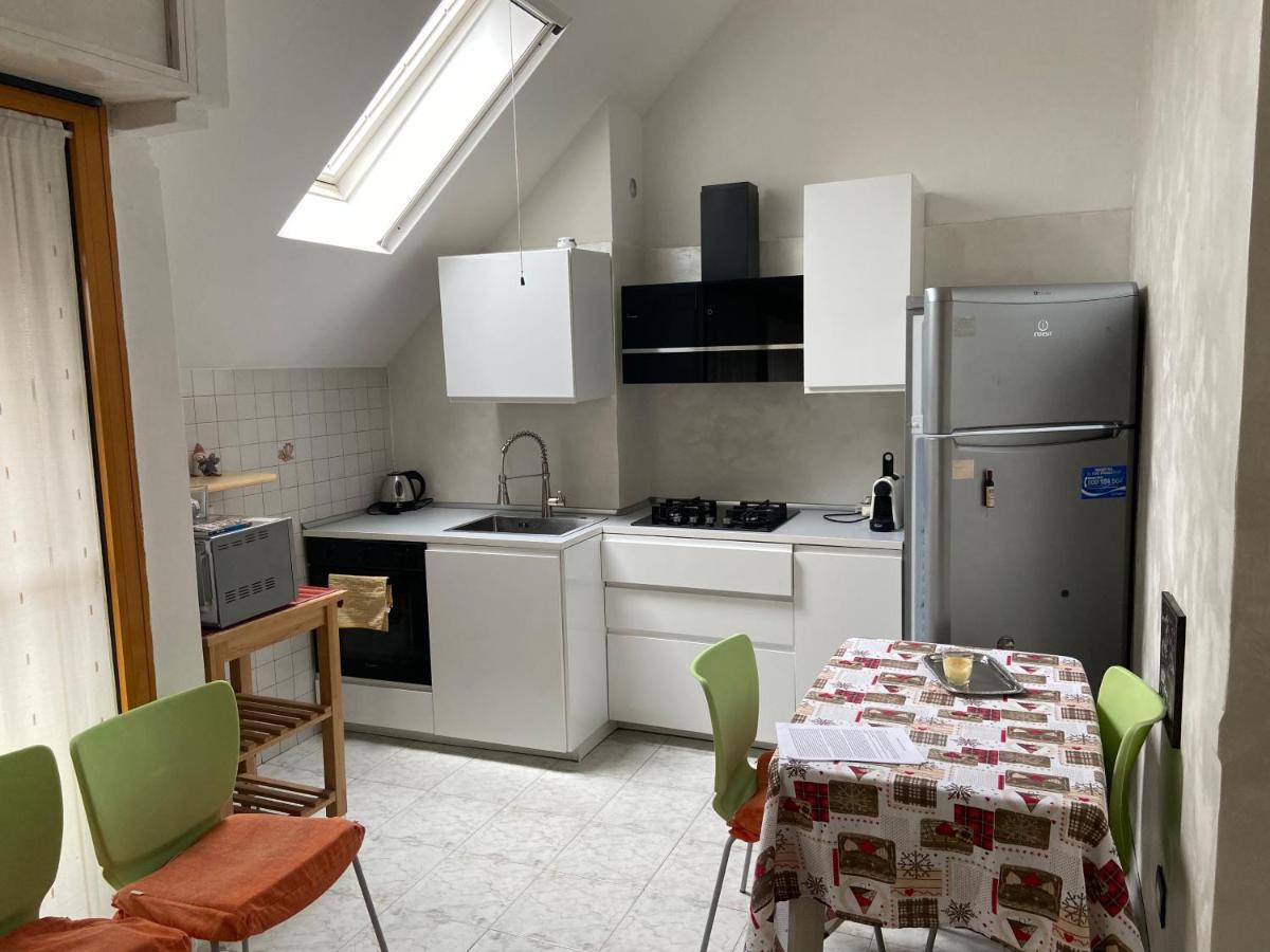 La Casa Di Giada Appartement Peschiera Borromeo Buitenkant foto